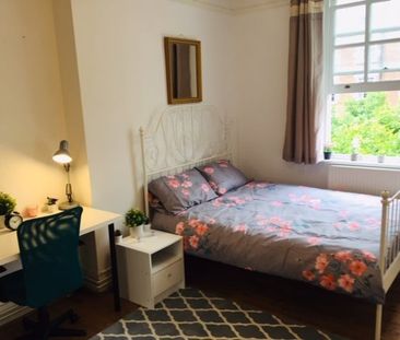 Room in a Shared Flat, Scott Ellis Gardens, NW8 - Photo 2