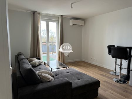 Location Appartement 3 pièces 53m² STE GENEVIEVE DES BOIS 91700 - Photo 2