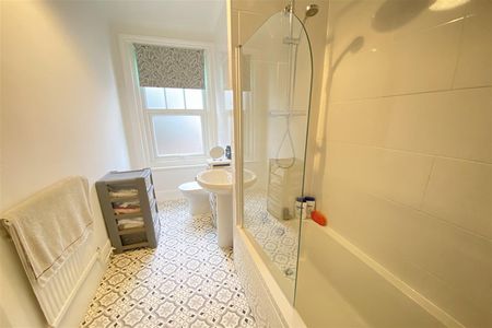 St Botolphs Road, Worthing - Photo 4