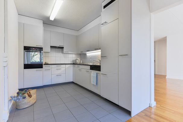 "Beautiful view, fireplace, and large terrace!" - Photo 1