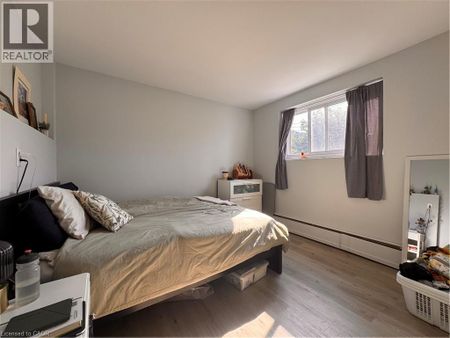 521 PARK Street Unit# 4, Kitchener, Ontario, N2G1N8 - Photo 4