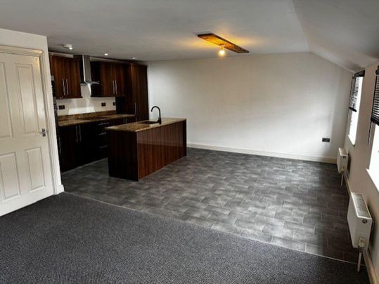 3 bedroom apartment to rent - Photo 1