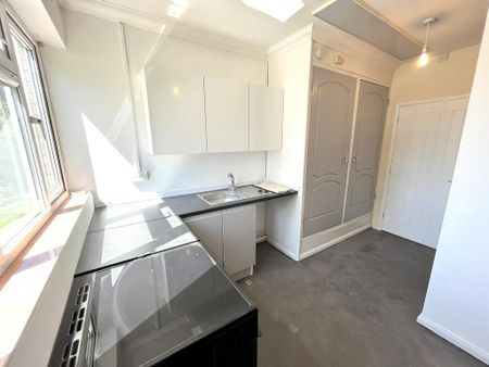 1 bedroom ground floor flat to rent - Photo 5