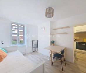 Location Appartement 1 pièces 33 m2 à Clermont-Ferrand - Photo 2
