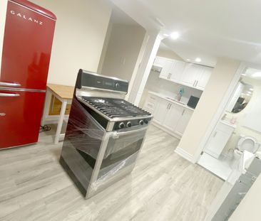 For Lease - 81 Hallam Street Unit# Bsmt Room B02, Toronto, Ontario - Photo 2