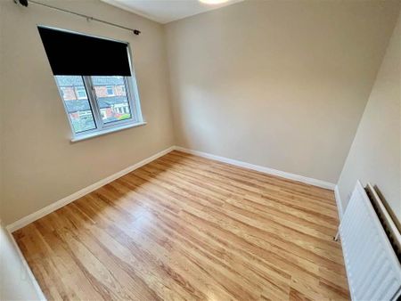 37 Mayfair Avenue, Cregagh, Belfast, BT6 9JA - Photo 3