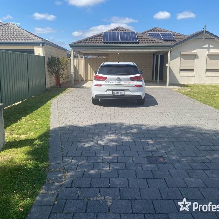 32 Keeble Way, Balga WA 6061 - Photo 1