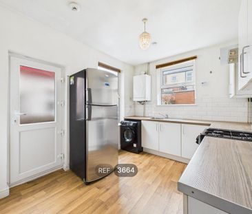 2 bedroom terraced house to rent - Photo 5