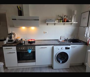 Helle 3-Zimmer-Wohnung mit Balkon und Einbauküche - Foto 1