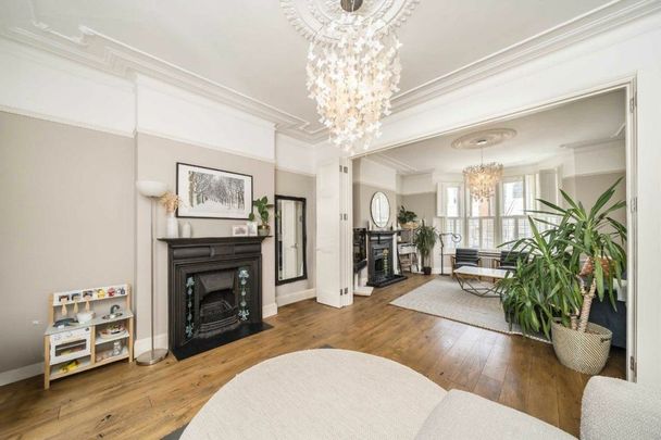 Shandon Road, Clapham, SW4 - Photo 1