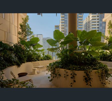 802/17 Cordelia Street, South Brisbane, Qld 4101 - Photo 2
