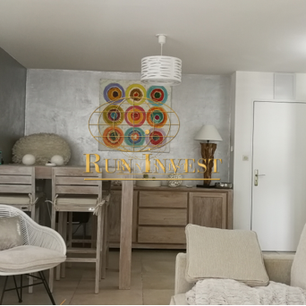 Location Appartement 2 pièces 48m² ST DENIS 97400 - Photo 1
