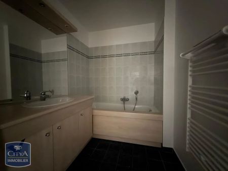 Appartement à louer 2 pièces 41.96m² - Photo 3