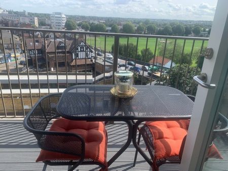 Room in a Shared Flat, Grosvenor Court Adenmore Road, SE6 - Photo 3