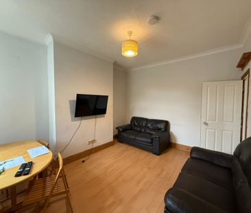 Main Avenue, Heworth - P1490 - Photo 4