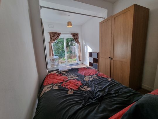 Studio Flat, Hamilton Road, HA1 - Photo 1