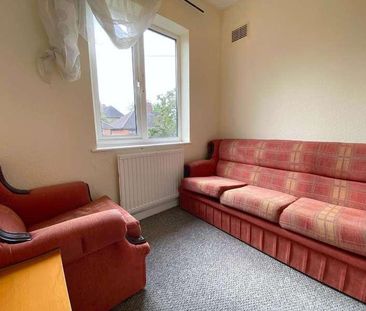 Westbury Road, Clarendon Park, Leicester, LE2 - Photo 1