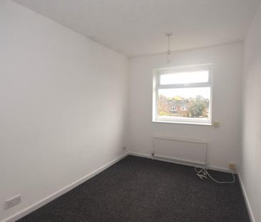 4 bedroom detached house to rent - Photo 3