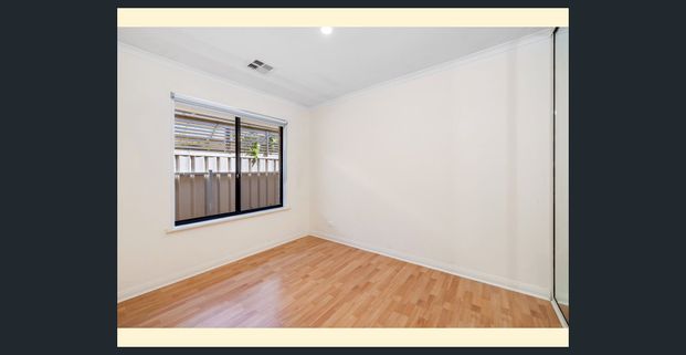 Spacious Living in the Heart of Windsor Gardens - Photo 1