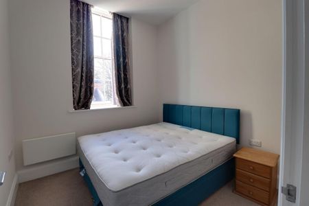 2 bedroom apartment to rent - Photo 4