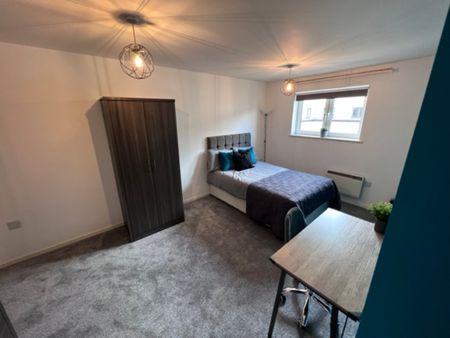 2 Bed Student Accommodation - Photo 4