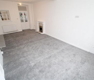 House - Terraced For Rent Brithweunydd Road, Tonypandy - Photo 1
