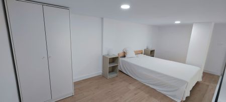 Estudio de alquiler en Calle de Conan Doyle, 1, Portada Alta - Pol. Crta. De Cártama - Photo 4