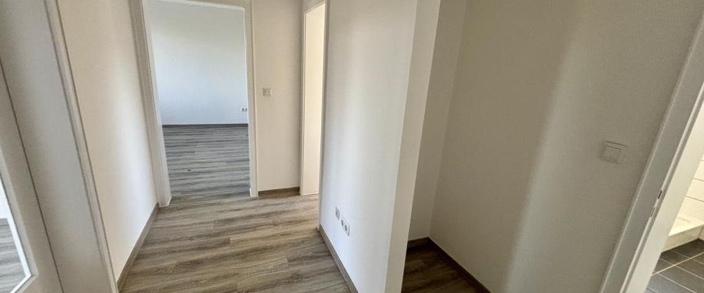 Großzügige 2- Zimmer Wohnung mit Balkon zu vermieten! - Photo 1