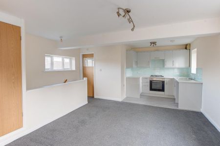 2 bedroom apartment to rent - Photo 5