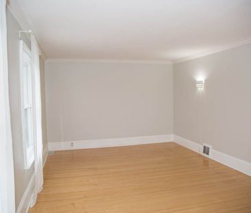 For Lease - 522 Colborne Street Unit# UPPER, Brantford, Ontario - Photo 2