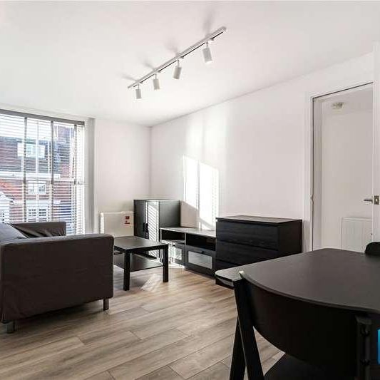 High Street, Barnet, EN5 - Photo 1