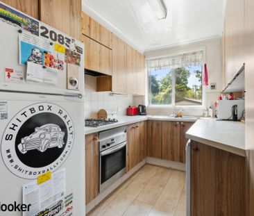 Light and Bright Three-Bedroom Home - Photo 6