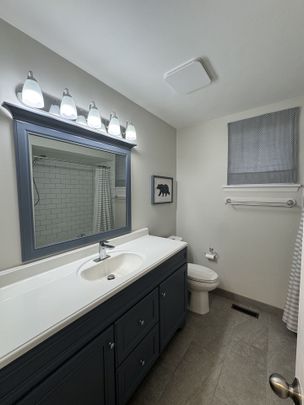 For Lease - 691 Irwin Crescent Unit# Main, Newmarket, Ontario - Photo 1