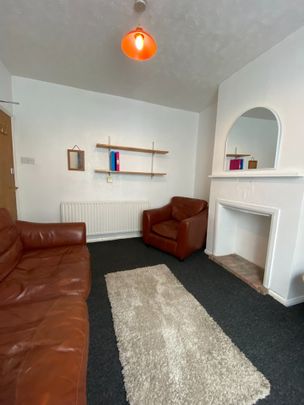 4 Bed Terraced House, St. Martins Place, BN2 - Photo 1