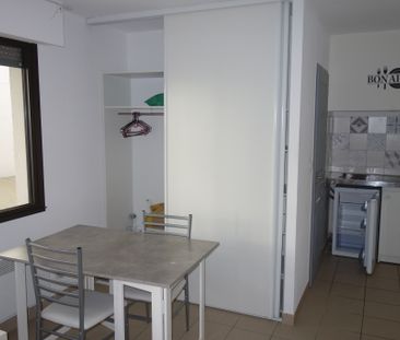 Location Appartement 1 pièce 17m² NIMES 30900 - Photo 3