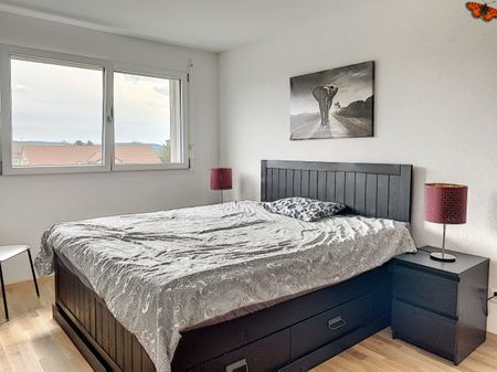 2 ½ ROOMS – With a balcony! - Photo 2