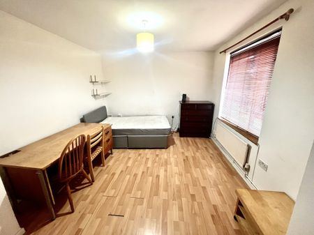 Wycliffe Road, Norwich - Photo 3