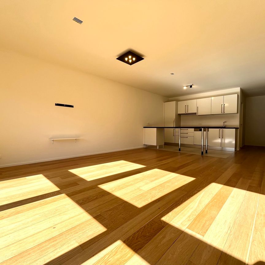 Rue de la Loi, 1040, Etterbeek - Photo 1