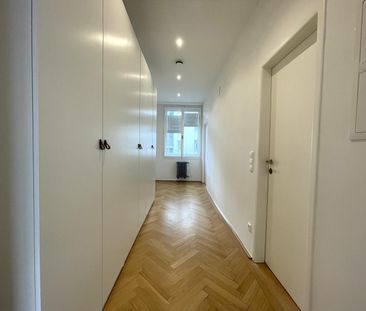 Büronutzung möglich!!! Top-sanierte 2 Zimmer Wohnung im Hochhaus in... - Photo 6