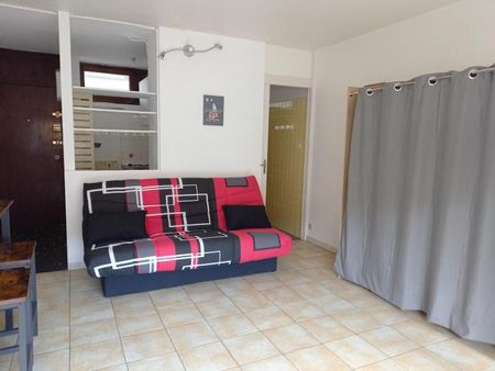 Location Appartement 1 pièce 25m² BORDEAUX 33000 - Photo 3