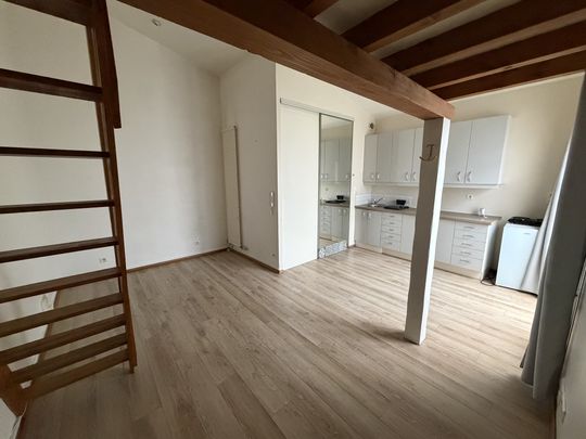 STUDIO AVEC MEZZANINE QUARTIER SAINT HONORÉ - CHAUFFAGE COMPRIS - Photo 1