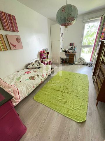 Appartement centre bourg de Sautron 3 pièces 66 m² avec balcon et place parking privative sécurisée - Photo 2