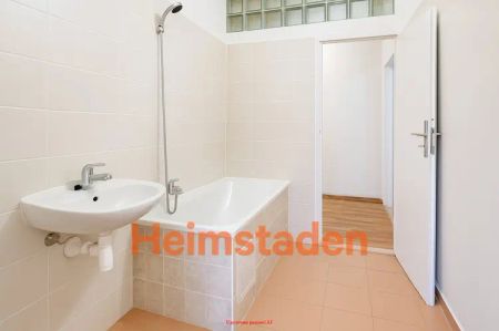 Pronájem bytu 2+1 63 m - Fotografie 5