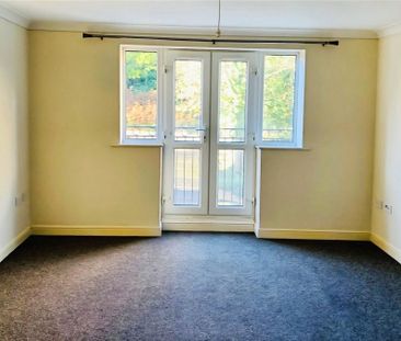 Croft Court, Mount Lane, Rastrick, Brighouse, HD6 - Photo 1