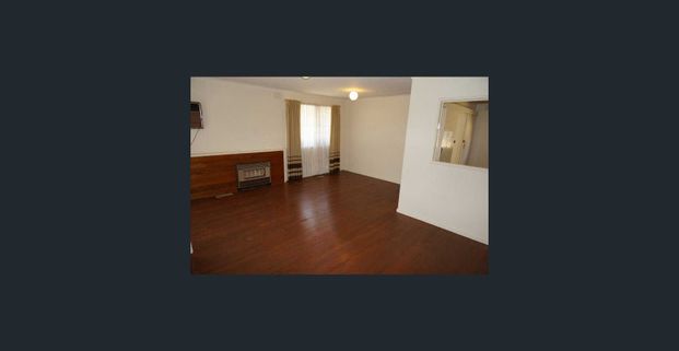 4 Bedroom Family home - Close to Transport - Photo 1