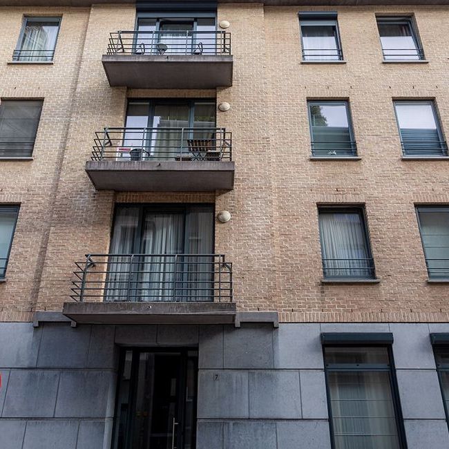 Appartement te huur in Antwerpen voor € 1.000 met 2 slaapkamers - Photo 1