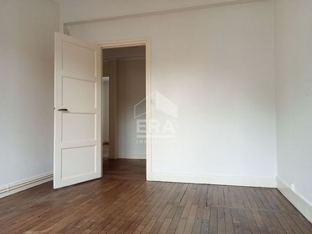 Location Appartement 5 pièces 105m² - Photo 3