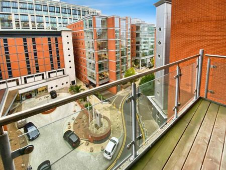 2 bedroom flat to rent - Photo 3