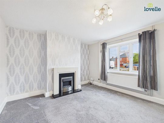 2 bedroom end of terrace house to rent - Photo 1