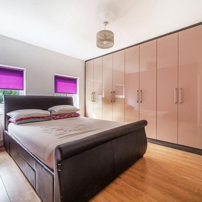 3 bedroom terraced house to rent - Photo 1